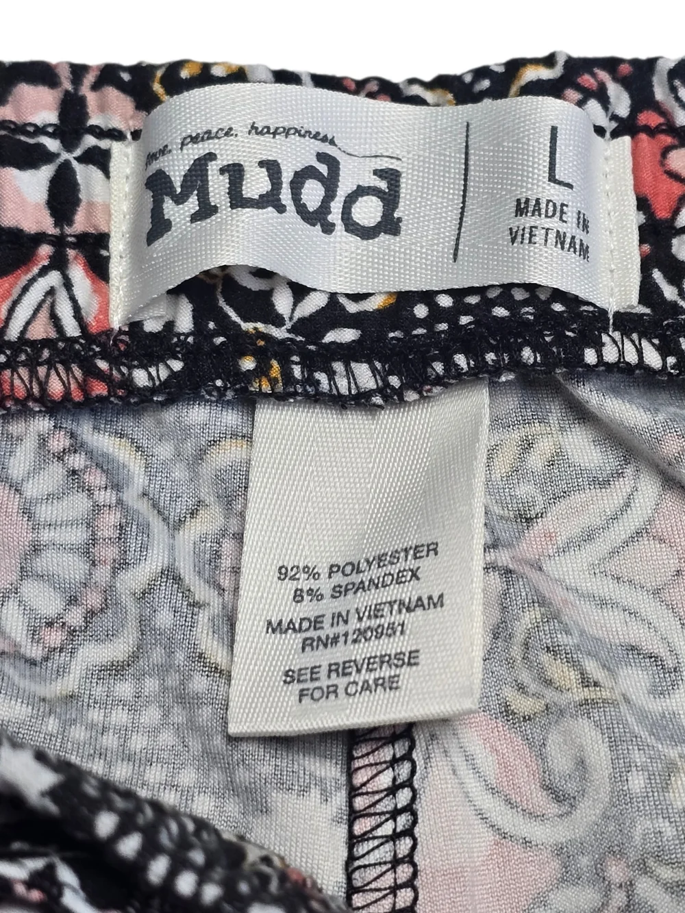 Mudd Boho Paisley Shorts Women’s L Pink Black Stretch Knit Lounge Festival